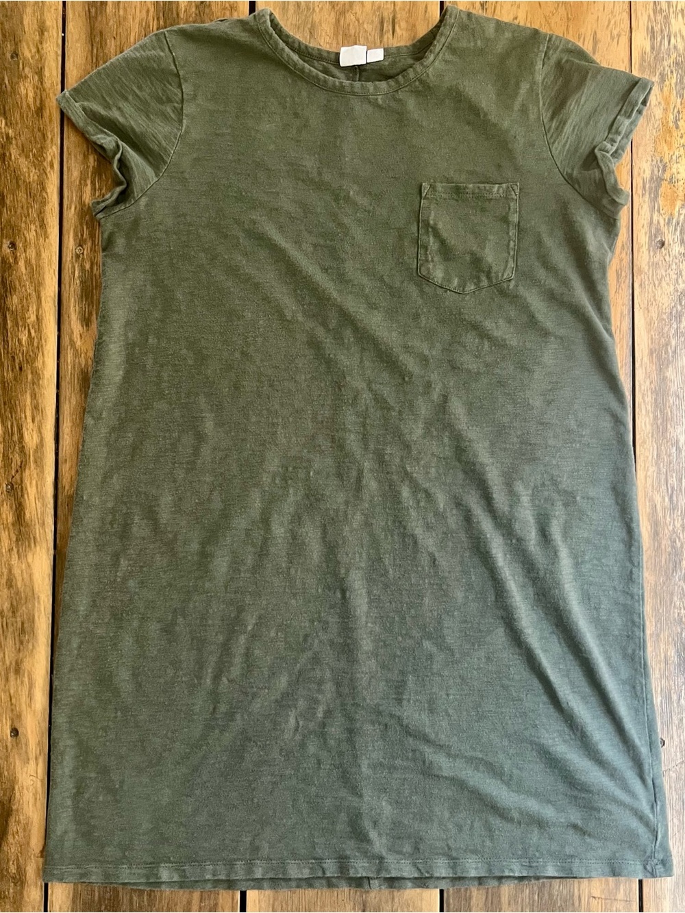 Classic Olive Green Pocket Crew Neck T-Shirt dress for women